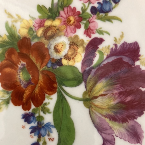 Vintage unique shape flower plates Heirloom by TOYO set of 2 - Picture 6 of 8